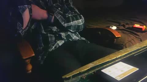 untouchableace84 online show from April 11, 1:43 am