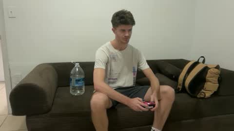 Stepbro online show from April 15, 7:06 pm