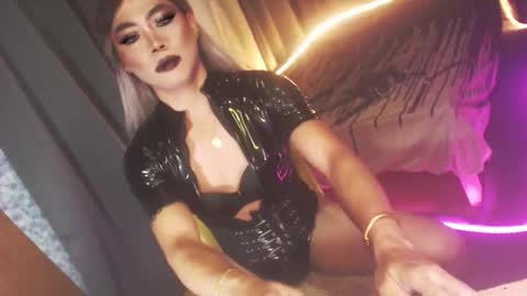 MISS ANNA online show from November 29, 9:06 am