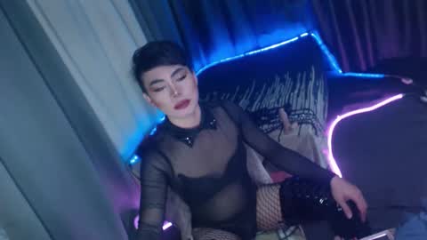 MISS ANNA online show from December 23, 3:02 am