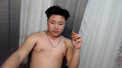 ur_hotguy online show from October 8, 12:22 pm