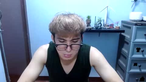 Ur jayqutee online show from March 10, 7:44 am