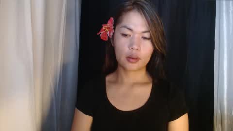 Snapshot of ur_perfectgirlmsa chatting on September 25, 12:28 am Ms. A lets go pass or pvt show online show from September 25, 12:28 am