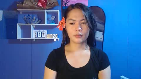Snapshot of ur_perfectgirlmsa chatting on October 17, 11:25 am Ms. A lets go pass or pvt show online show from October 17, 11:25 am
