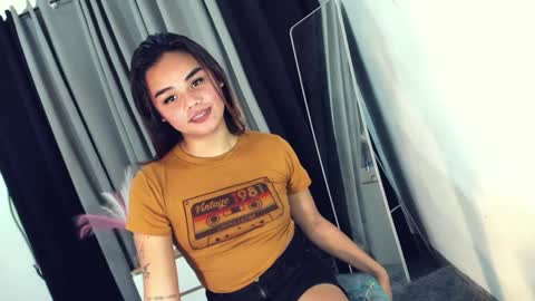 Snapshot of urasian_france69 chatting on January 25, 4:46 pm FRANCINE cum with me in pvt or pwrd online show from January 25, 4:46 pm