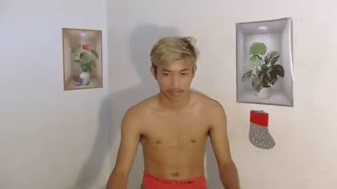 urasian_jomarie online show from March 10, 5:45 am