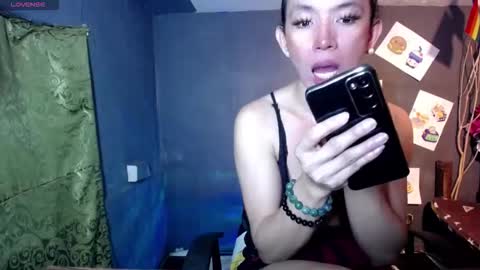 Snapshot of urasian_slut_yana chatting on October 14, 10:07 am yana online show from October 14, 10:07 am