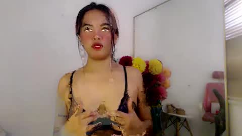Snapshot of urbeautifulnightmare chatting on March 10, 4:28 am venice online show from March 10, 4:28 am