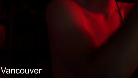 urboytoy_512 online show from May 7, 8:04 pm