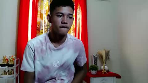 urdreamboy_clarin online show from December 19, 3:35 am