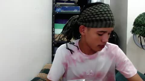 urdreamboy_clarin online show from July 2, 12:54 pm