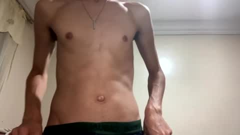 urfavtwinkx21 online show from June 27, 2:06 am