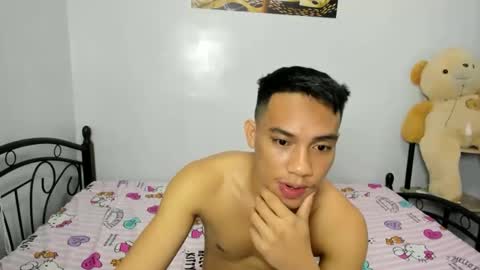 urfucker_vinz online show from February 22, 1:58 pm