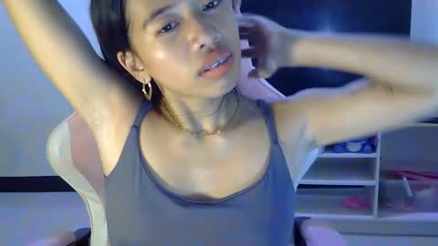 Snapshot of urhayumi_slut chatting on October 25, 5:08 am urhayumi_slut online show from October 25, 5:08 am