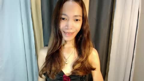 urhot_athena online show from June 18, 5:35 am