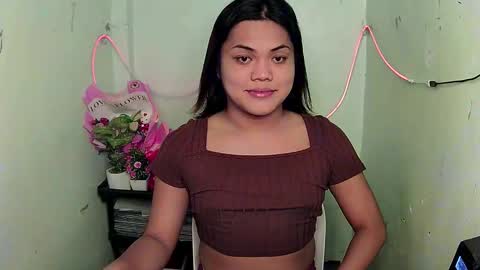 Snapshot of urhottie_bella chatting on September 30, 10:26 am urhottie_bella online show from September 30, 10:26 am