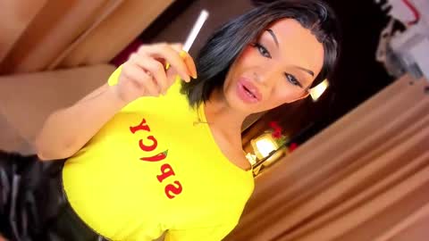 Snapshot of urladyprincessmassivecock chatting on February 21, 9:11 pm jhaii online show from February 21, 9:11 pm