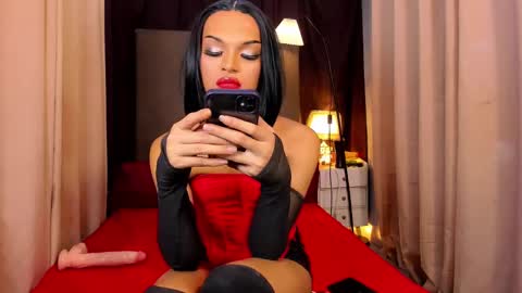 Snapshot of urladyprincessmassivecock chatting on February 3, 6:07 pm jhaii online show from February 3, 6:07 pm