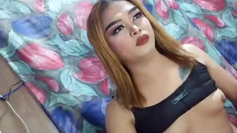 urlovelydendiexxx online show from January 15, 2:04 pm