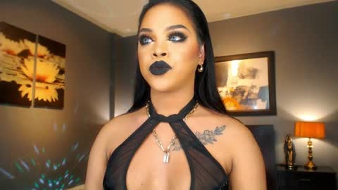 UrMajestyTyra online show from April 9, 4:49 am