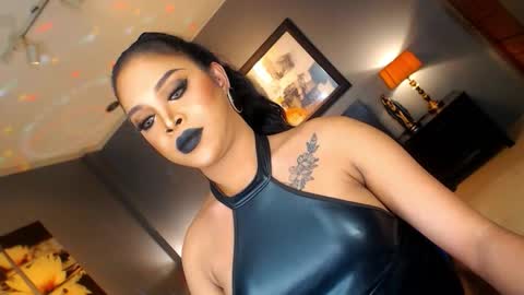 UrMajestyTyra online show from February 18, 1:38 am