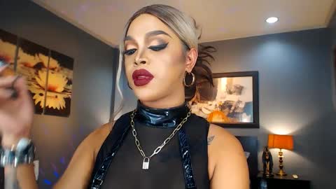 Snapshot of urmajestytyra chatting on February 27, 6:57 am UrMajestyTyra online show from February 27, 6:57 am