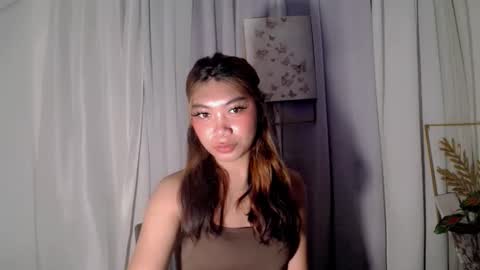urpinay_sandra69 online show from January 19, 4:33 am