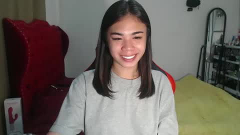 Snapshot of urprettyjaninexxx chatting on January 17, 5:51 pm Janine online show from January 17, 5:51 pm