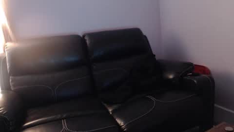 urslav75 online show from November 23, 6:50 pm