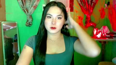 YOURGIRLCAMILLA online show from May 14, 9:07 am