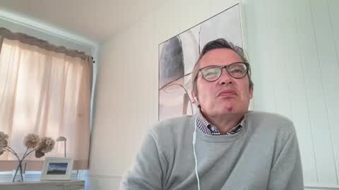 Snapshot of usablemale chatting on February 26, 1:25 am P online show from February 26, 1:25 am