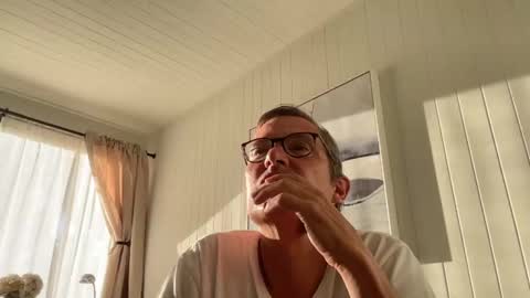 Snapshot of usablemale chatting on October 21, 12:38 am P online show from October 21, 12:38 am