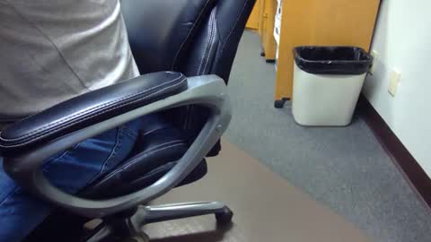 useemie online show from October 31, 6:41 pm