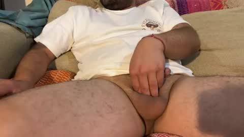 user1990jr online show from December 30, 3:47 am