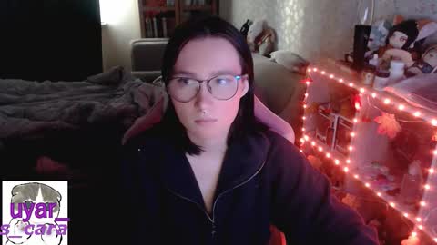 Snapshot of uyar_ chatting on October 18, 6:39 am Cara online show from October 18, 6:39 am