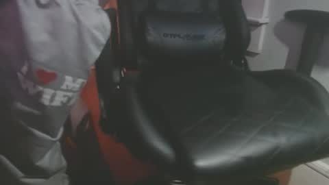 vaginabuster91 online show from December 25, 4:01 am