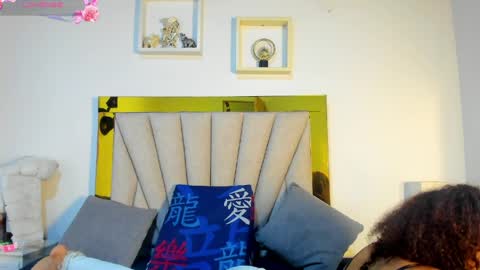 vahioleth  online show from April 11, 3:33 am