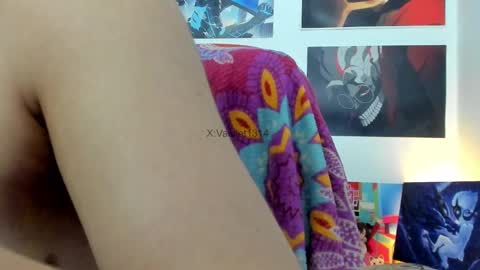 Vaiolet1314 online show from November 22, 4:22 am