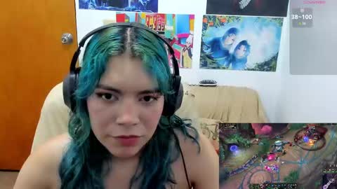 Vaiolet1314 online show from November 6, 2:14 am