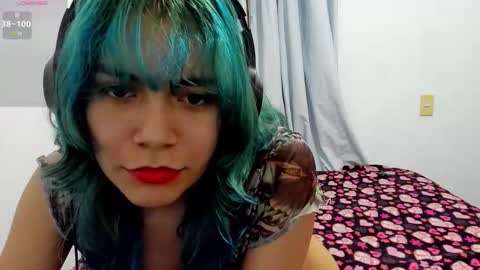 Vaiolet1314 online show from October 30, 6:47 am