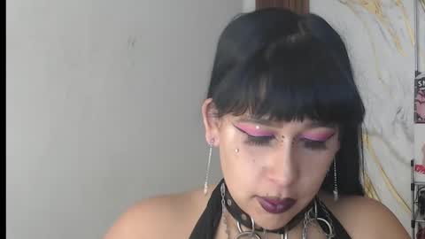 valen_ross7 online show from June 3, 8:50 am