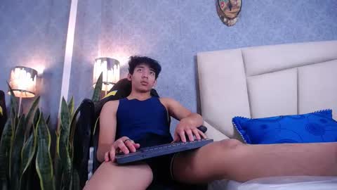 Snapshot of valenorlerot chatting on October 6, 6:31 am Valenor online show from October 6, 6:31 am