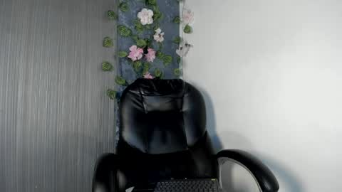 Valentina  Dolls online show from April 15, 10:43 pm