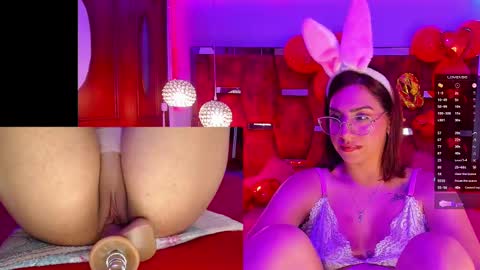 Snapshot of valentina_greco chatting on February 9, 10:00 pm Valentina online show from February 9, 10:00 pm