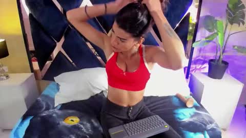 valentina online show from January 14, 1:13 am