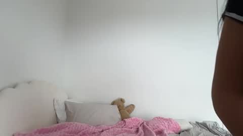 Snapshot of valentinaxo_ chatting on September 30, 4:45 am Valentina online show from September 30, 4:45 am