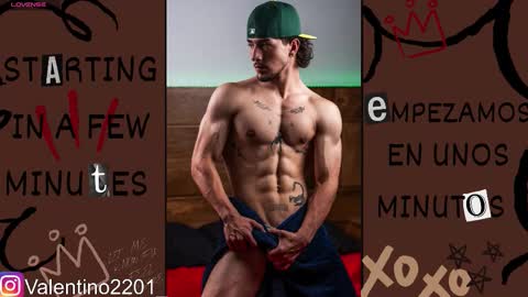 valentino online show from February 7, 2:25 am