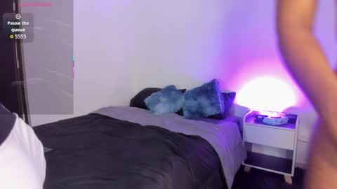 valentino santos online show from February 24, 6:33 pm