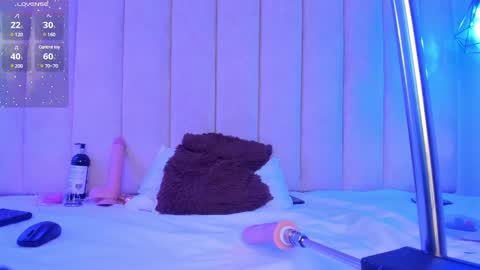 Valentino online show from March 7, 4:56 am