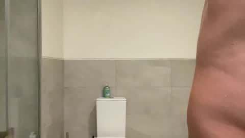 Couple online show from December 19, 9:16 pm